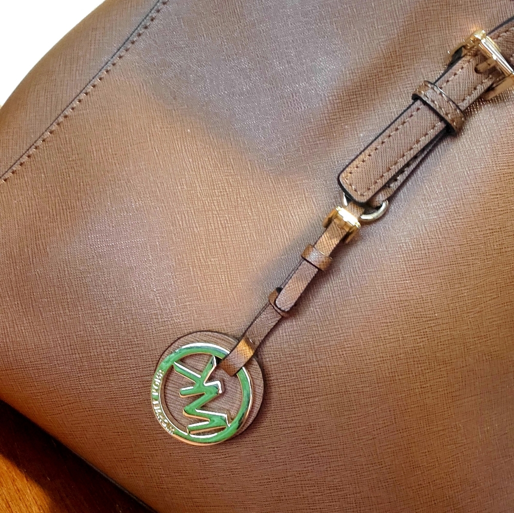 Michael Kors Purse - Picture 6 of 13